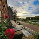 Hotel Chateau & Restaurant La Table Du Chateau 3*