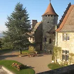 Chateau & Restaurant La Table Du Chateau Hotel 3*