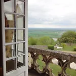 Chateau & Restaurant La Table Du Chateau 酒店 3*