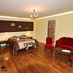 酒店 Chateau & Restaurant La Table Du Chateau 3*