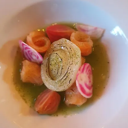 מלון Chateau & Restaurant La Table Du Chateau 3*