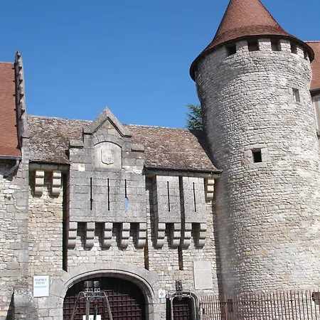 Chateau & Restaurant La Table Du Chateau מלון