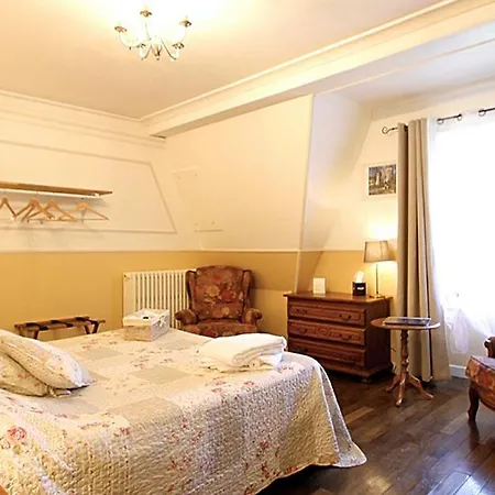 فندق Chateau & Restaurant La Table Du Chateau Hattonchatel