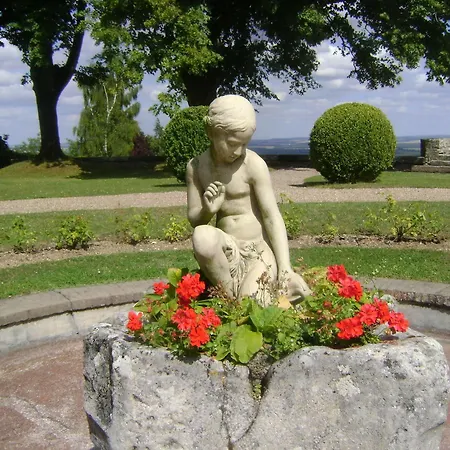Otel Chateau & Restaurant La Table Du Chateau 3*