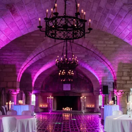 Chateau & Restaurant La Table Du Chateau Otel 3*