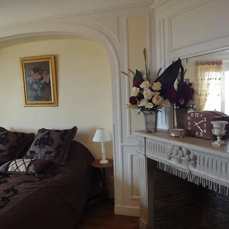 فندق Chateau & Restaurant La Table Du Chateau 3*