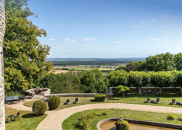 Hotel Chateau & Restaurant La Table Du Chateau 3*